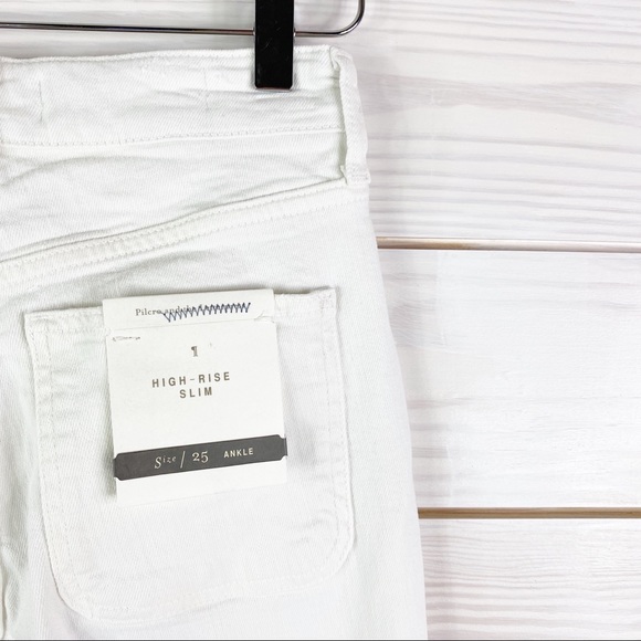 Pilcro Ultra High Rise Slim Straight Jeans - Picture 7 of 9